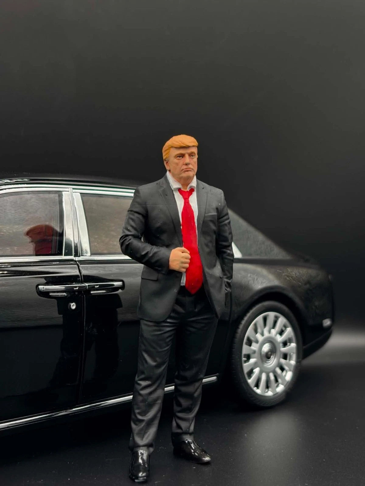 1/18 Donald Trump U.S President Figure Diorama for Diecast Cars Collection