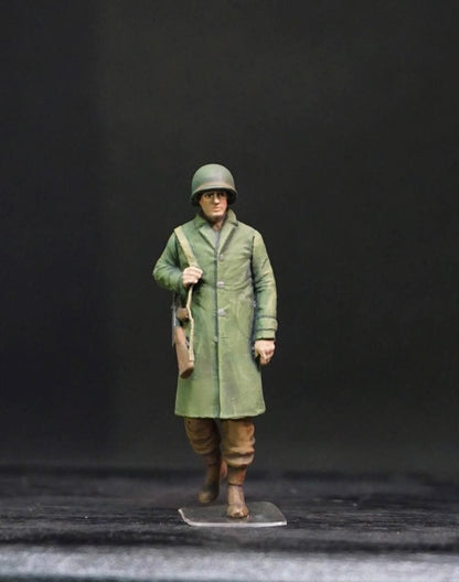 1/35 WWII US Soldiers Rainwear Figure Set, Hand Painted American Army Military Miniatures, 5 Figures for WW2 Diorama
