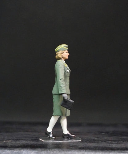 1/35 WWII German Staff Personnel Figure Set, Hand Painted German Officers, 4 Military Miniatures for WW2 Diorama Display