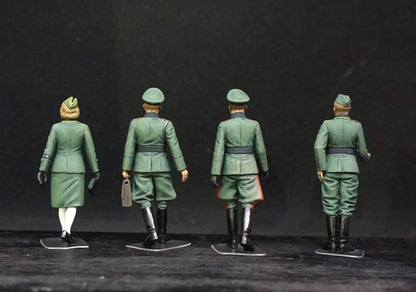 1/35 WWII German Staff Personnel Figure Set, Hand Painted German Officers, 4 Military Miniatures for WW2 Diorama Display