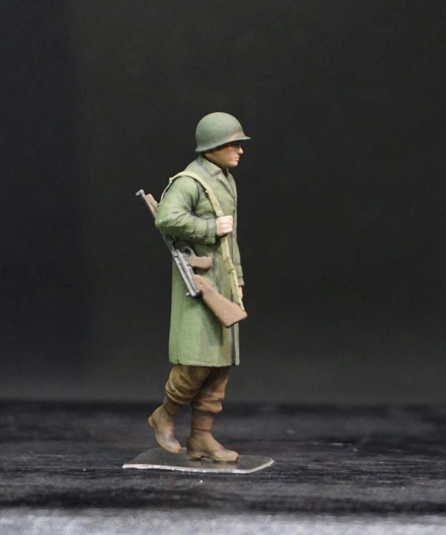 1/35 WWII US Soldiers Rainwear Figure Set, Hand Painted American Army Military Miniatures, 5 Figures for WW2 Diorama