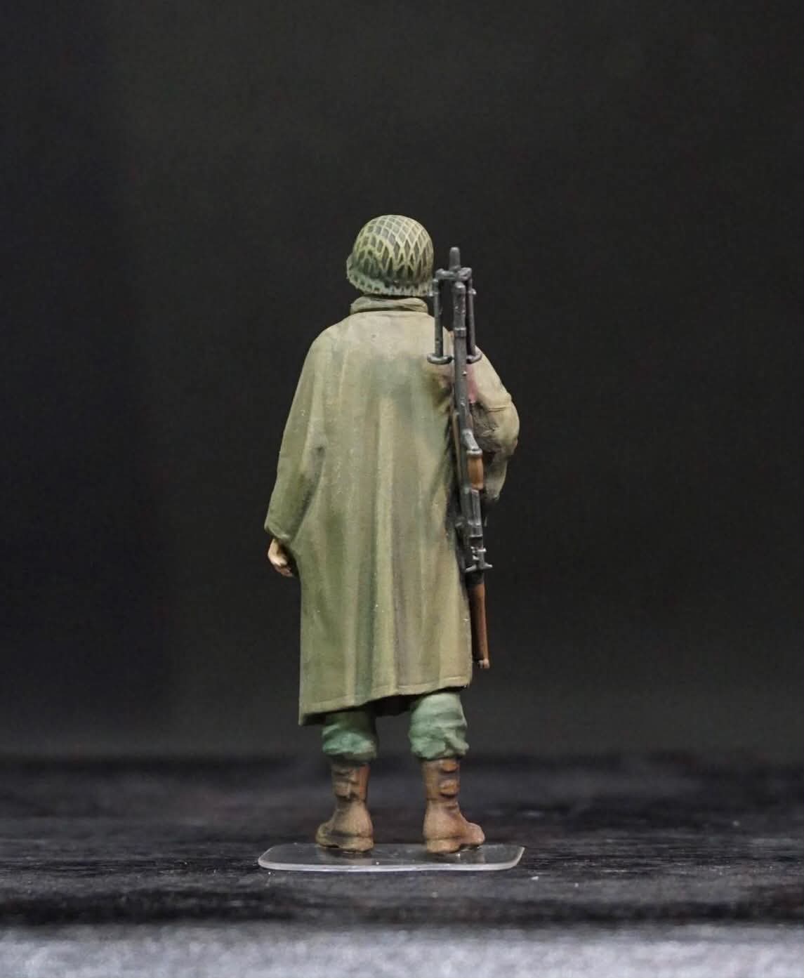 1/35 WWII US Soldiers Rainwear Figure Set, Hand Painted American Army Military Miniatures, 5 Figures for WW2 Diorama