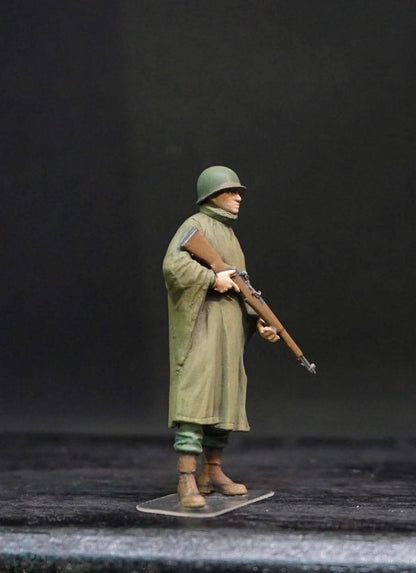 1/35 WWII US Soldiers Rainwear Figure Set, Hand Painted American Army Military Miniatures, 5 Figures for WW2 Diorama