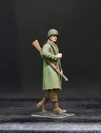 1/35 WWII US Soldiers Rainwear Figure Set, Hand Painted American Army Military Miniatures, 5 Figures for WW2 Diorama