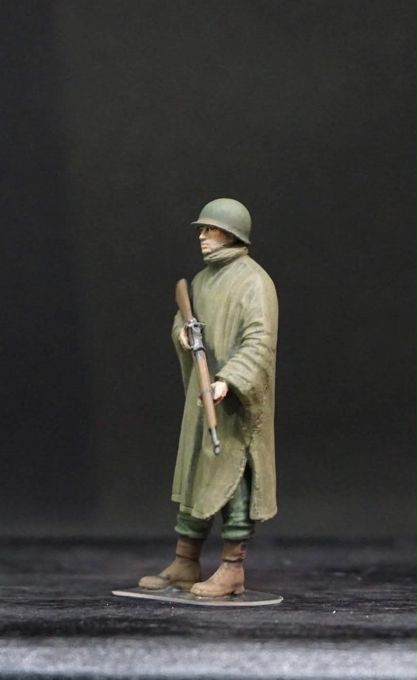 1/35 WWII US Soldiers Rainwear Figure Set, Hand Painted American Army Military Miniatures, 5 Figures for WW2 Diorama