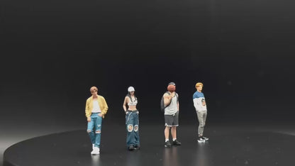 1/64 Realistic Lifestyle Ver 2, 4 People Hand Painted Figures Diecast Diorama