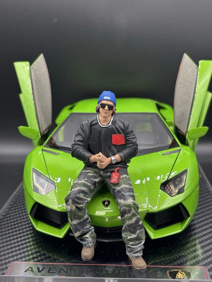 1/18 Streetwear Boy Figure Ver. 7 Urban Diorama for Diecast Cars Collection