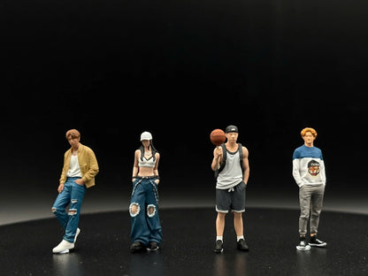 1/64 Realistic Lifestyle Ver 2, 4 People Hand Painted Figures Diecast Diorama