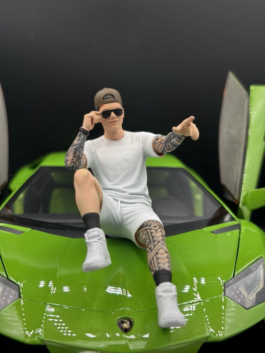 1/18 Streetwear Boy Figure Ver. 11 Urban Diorama for Diecast Cars Collection