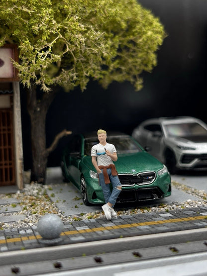 1/64 Realistic Lifestyle Ver 5, 4 People Hand Painted Figures Diecast Diorama