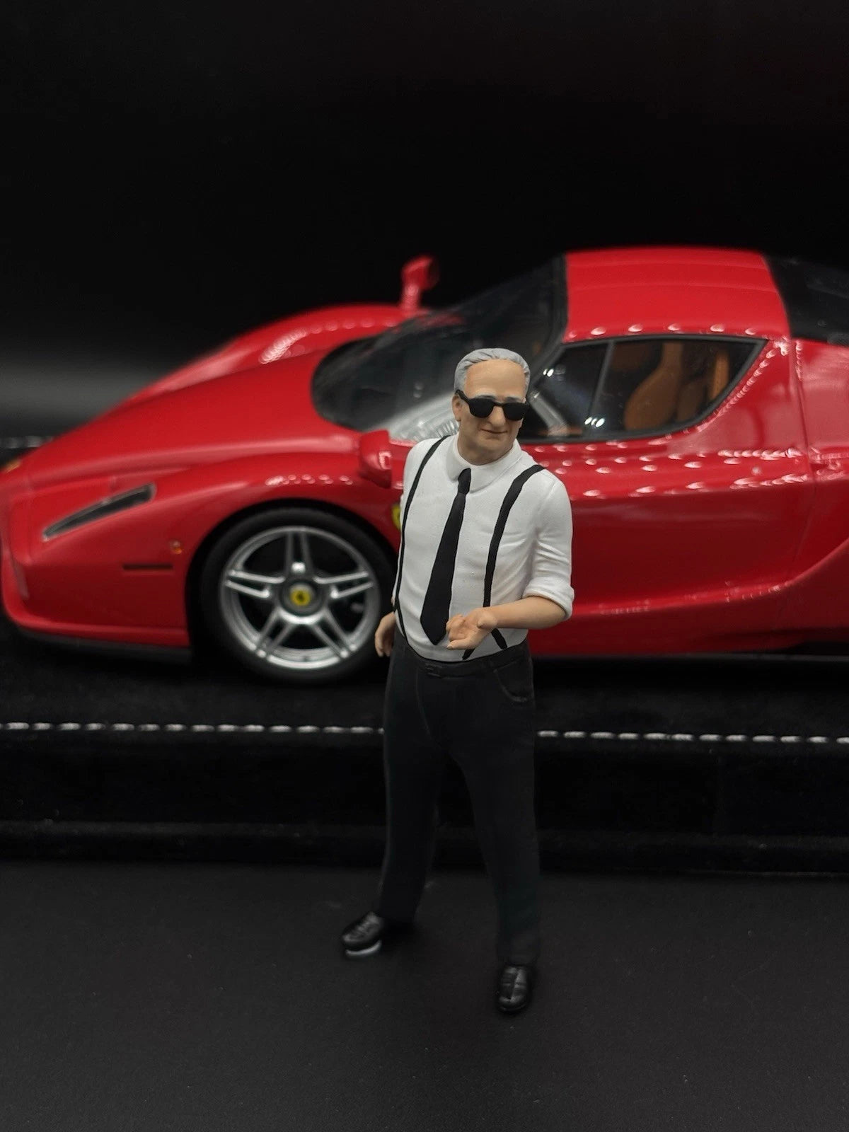 1:18 Scale Enzo Ferrari Figure, Hand-Painted Diorama Model Car