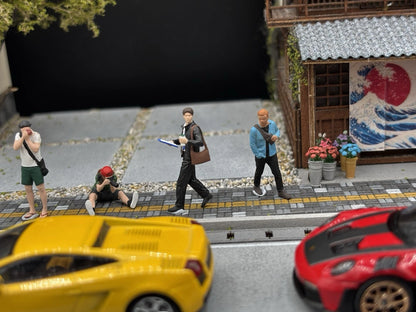 1/64 Realistic Lifestyle Ver 6, 4 People Hand Painted Figures Diecast Diorama (Copy)