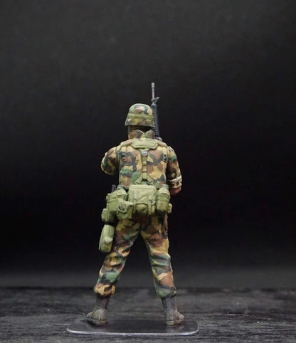 1/35 US Marines 4 Hand Painted Miniature Figures Modern Combat Diorama Set