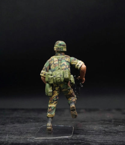 1/35 US Marines 4 Hand Painted Miniature Figures Modern Combat Diorama Set