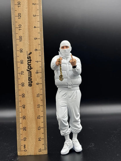 1/18 Streetwear Boy Figure Urban Diorama for Diecast Cars Collection