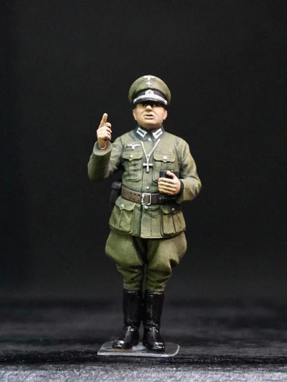 1/35 WWII German Road Police 4 Hand Painted Officer Figures Diorama Set