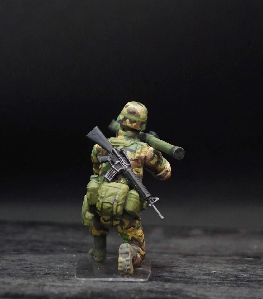 1/35 US Marines 4 Hand Painted Miniature Figures Modern Combat Diorama Set