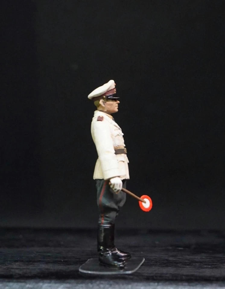 1/35 WWII German Road Police 4 Hand Painted Officer Figures Diorama Set