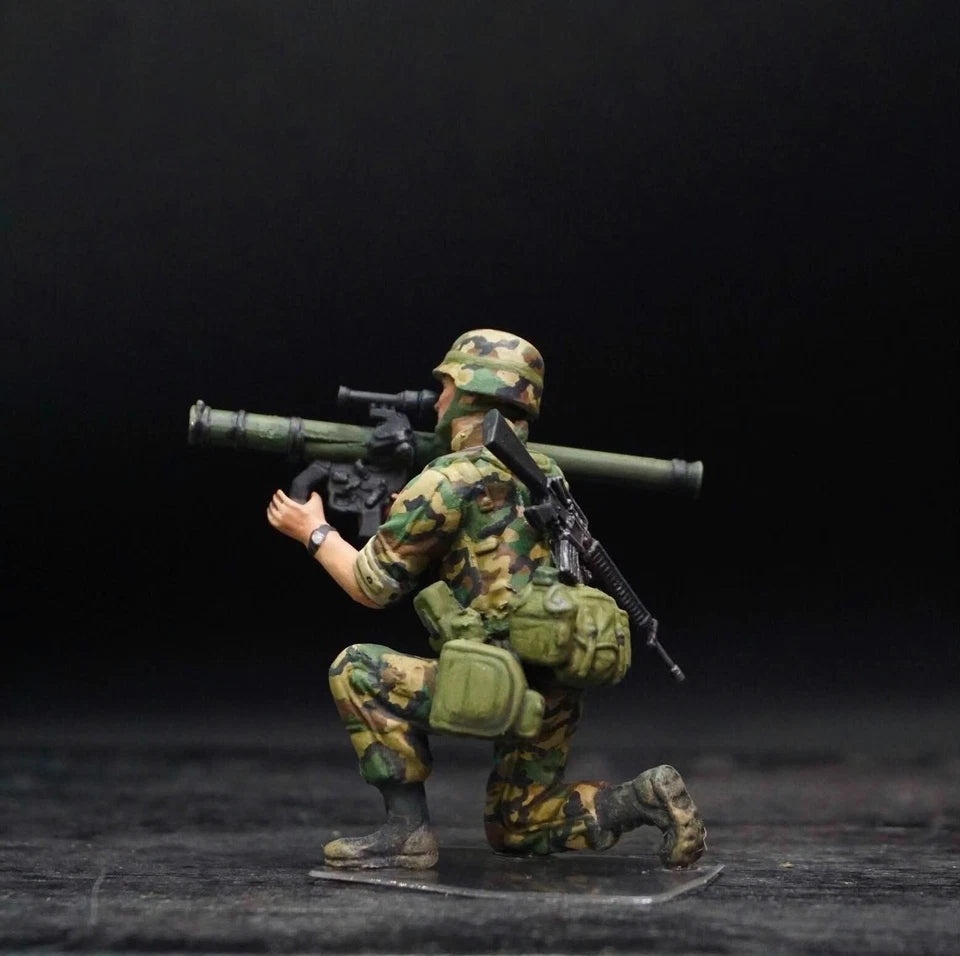 1/35 US Marines 4 Hand Painted Miniature Figures Modern Combat Diorama Set