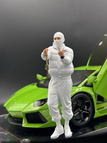 1/18 Streetwear Boy Figure Urban Diorama for Diecast Cars Collection