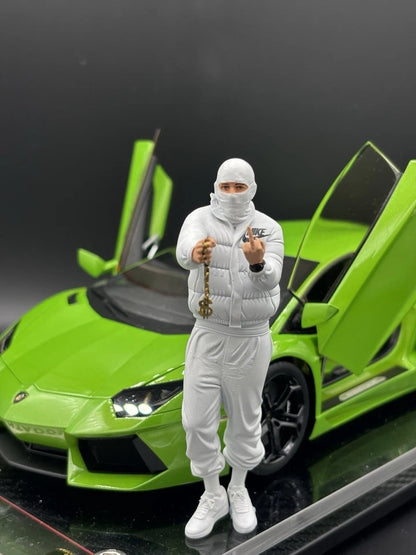 1/18 Streetwear Boy Figure Urban Diorama for Diecast Cars Collection