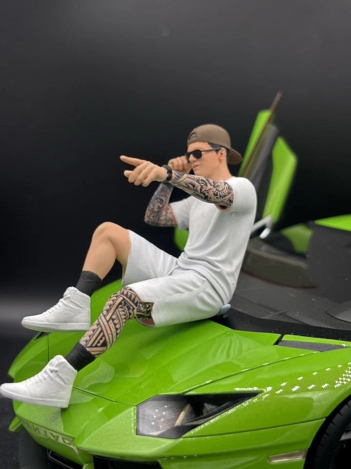 1/18 Streetwear Boy Figure Ver. 11 Urban Diorama for Diecast Cars Collection