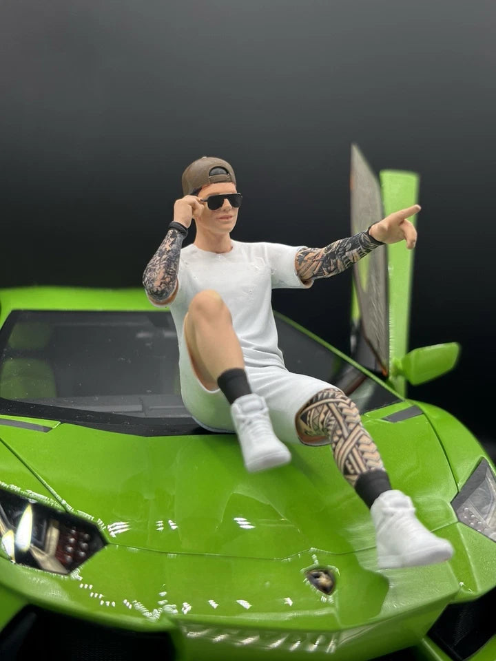 1/18 Streetwear Boy Figure Ver. 11 Urban Diorama for Diecast Cars Collection