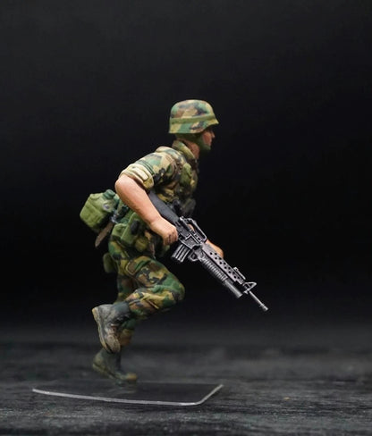 1/35 US Marines 4 Hand Painted Miniature Figures Modern Combat Diorama Set