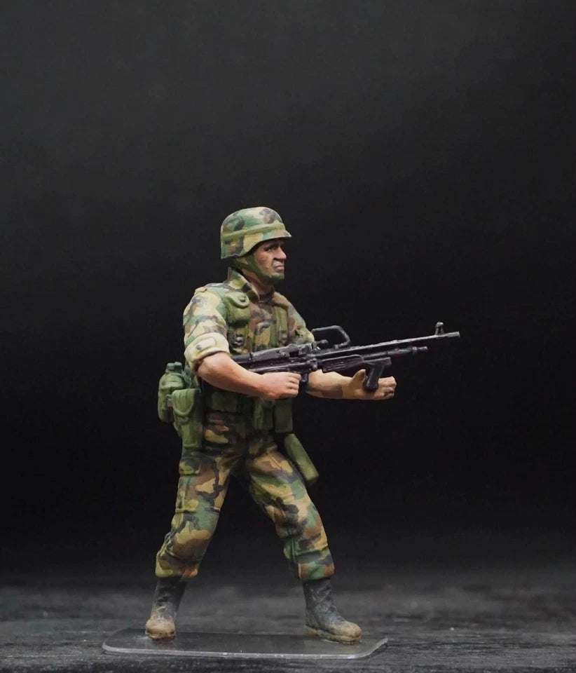 1/35 US Marines 4 Hand Painted Miniature Figures Modern Combat Diorama Set