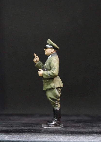 1/35 WWII German Road Police 4 Hand Painted Officer Figures Diorama Set