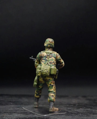 1/35 US Marines 4 Hand Painted Miniature Figures Modern Combat Diorama Set