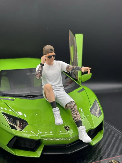 1/18 Streetwear Boy Figure Ver. 11 Urban Diorama for Diecast Cars Collection